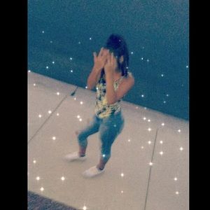 Meet your Posher, Janessa